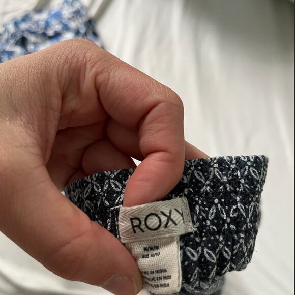 Roxy Shorts - Navy Print - Picture 5 of 5